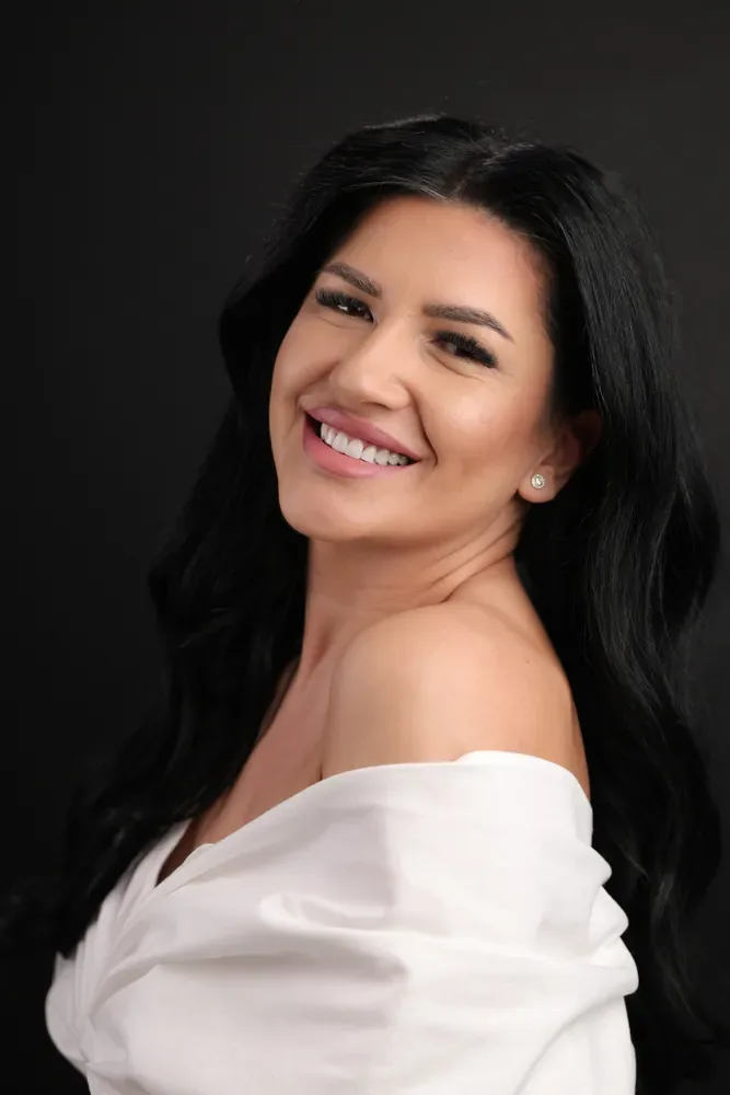 Portret cu zâmbet, Clinica NEO Baia Mare, galerie foto 11